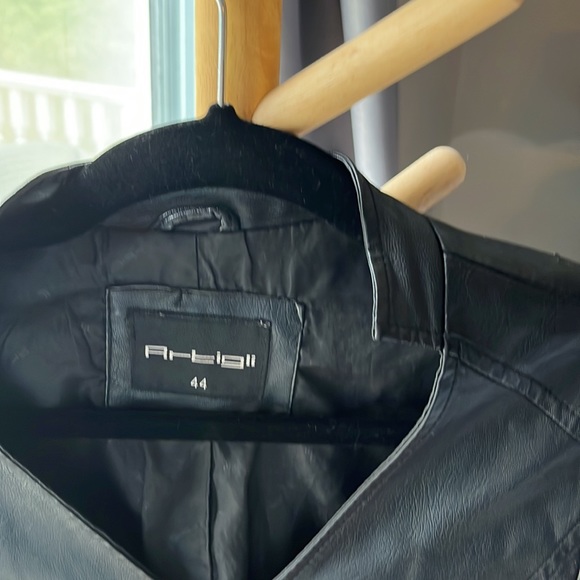 Leather jacket/ - Picture 8 of 8